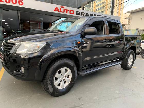 TOYOTA HILUX 2.7 SR 4X2 CD 16V FLEX 4P AUTOMÁTICO TOYOTA HILUX 2.7 SR 4X2 CD 16V FLEX 4P AUTOMÁTICO
